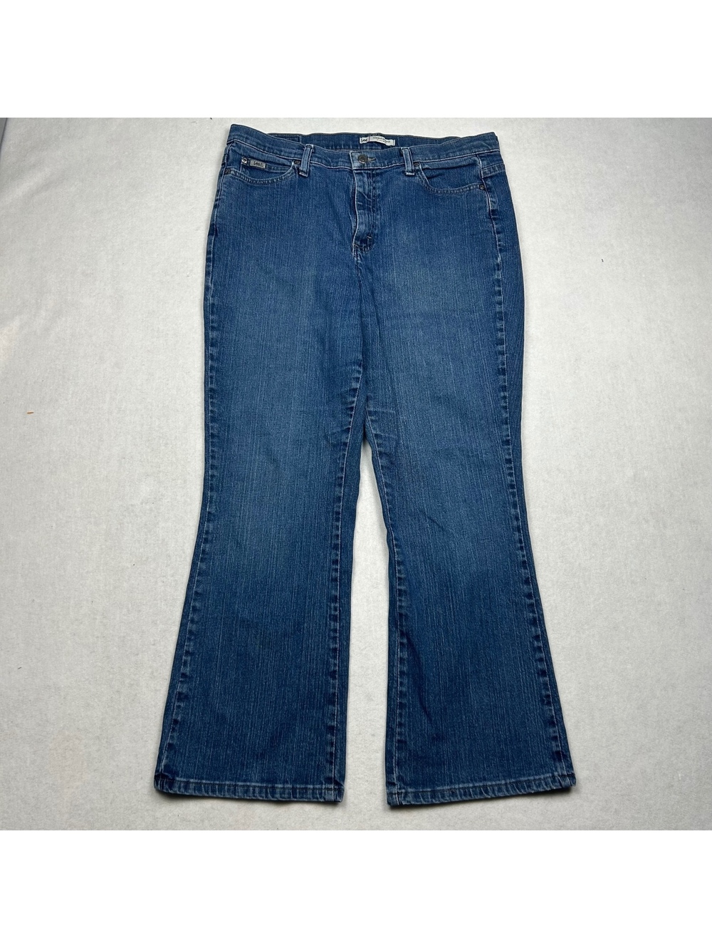 Lee relaxed bootcut jeans